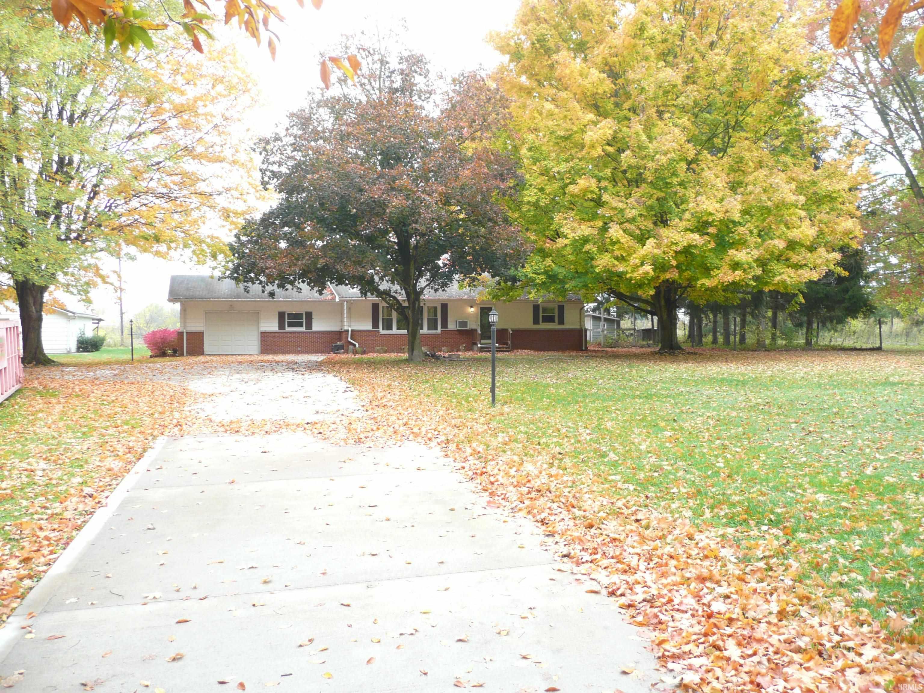 60173 Fir Road Mishawaka, IN 46544 - Photo 4 of 33