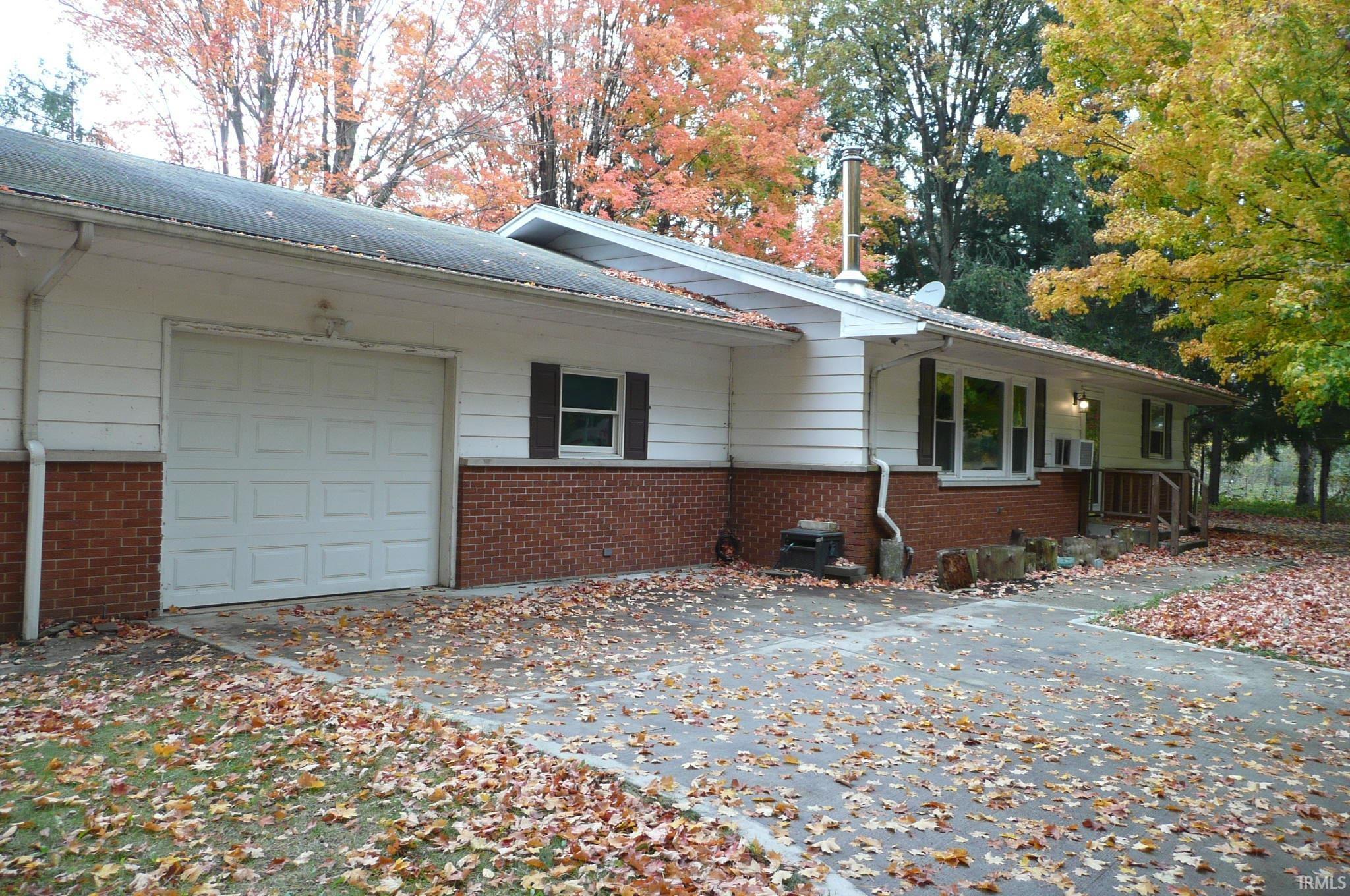 60173 Fir Road Mishawaka, IN 46544 - Photo 5 of 33
