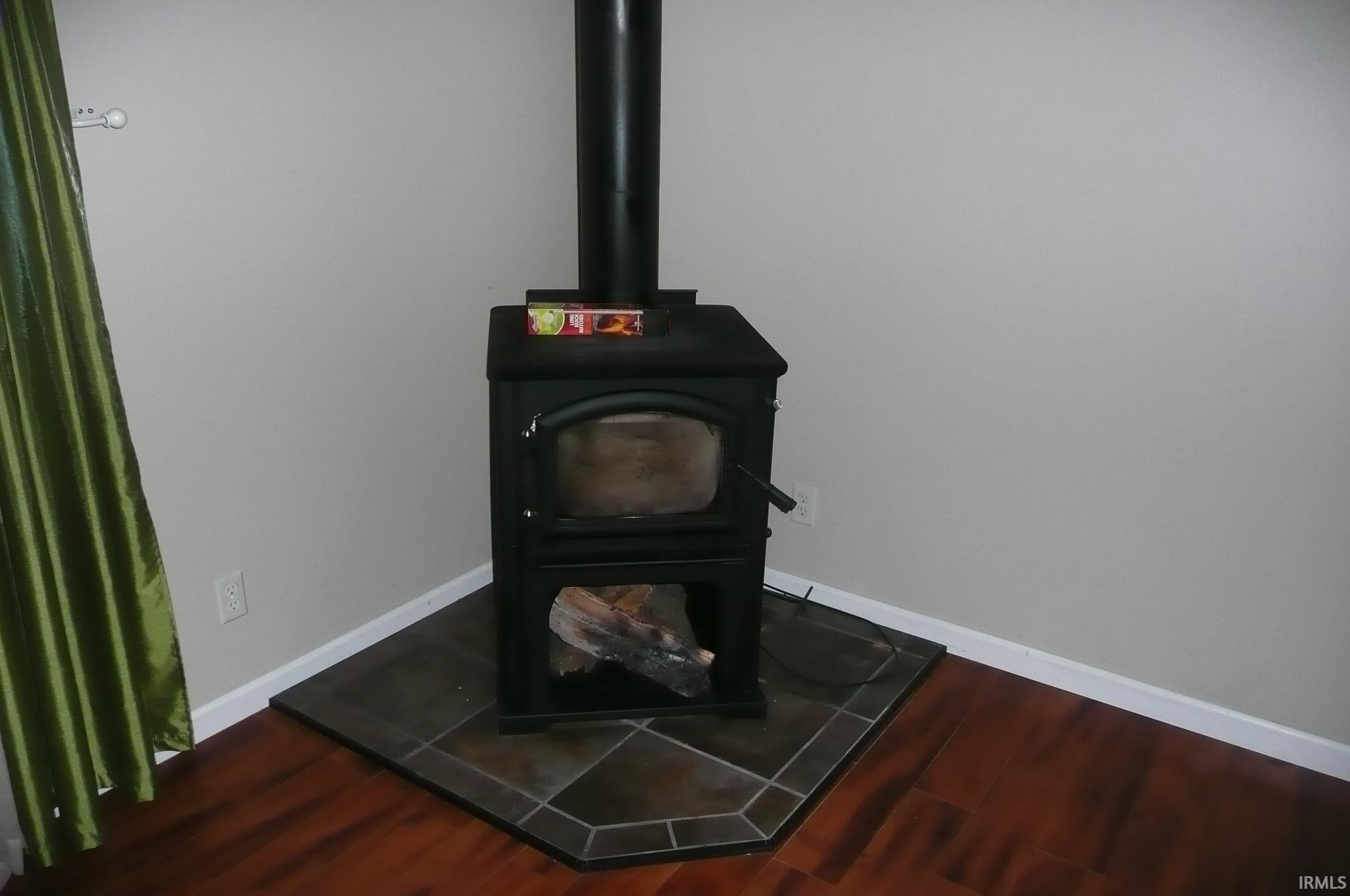 60173 Fir Road Mishawaka, IN 46544 - Photo 8 of 33