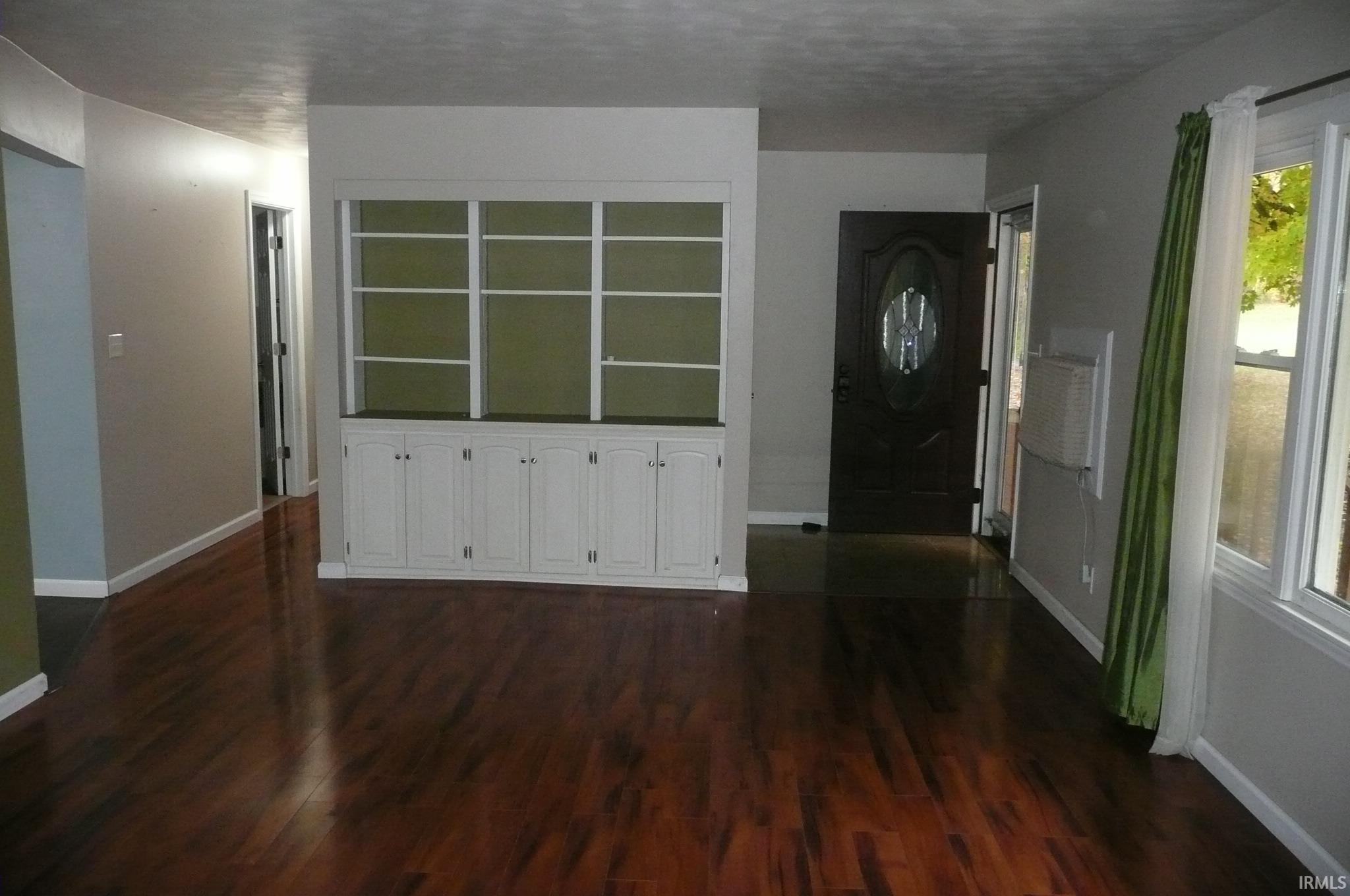 60173 Fir Road Mishawaka, IN 46544 - Photo 9 of 33