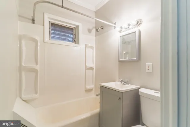 $1,800 | 876 North 23rd Street, Unit 1, Philadelphia, PA 19130