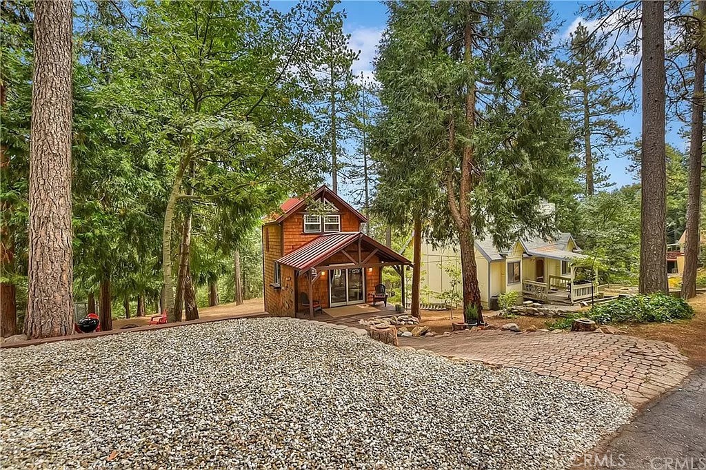471 Willow Witch Road Cedarpines Park, CA 92322 - Photo 3 of 35