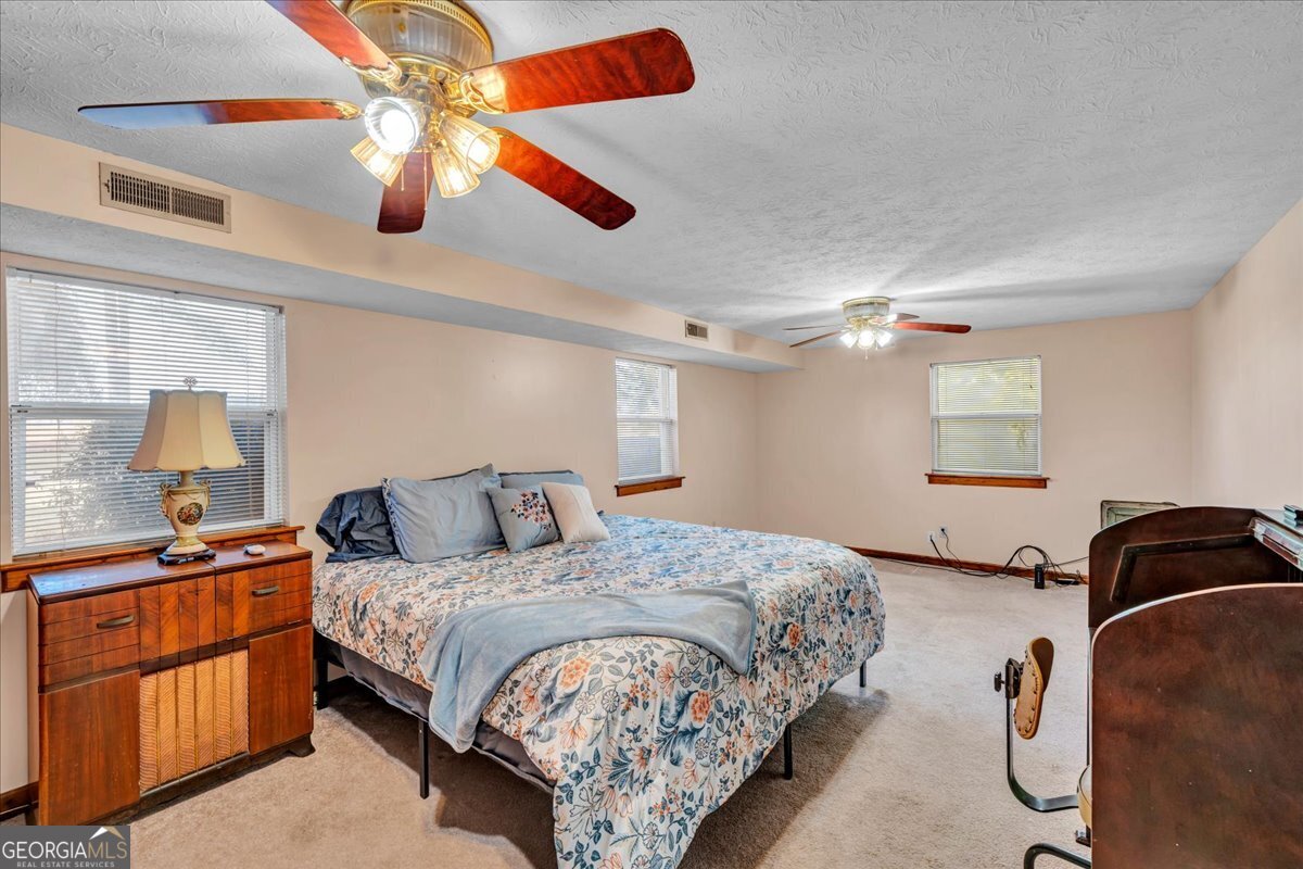1330 Lakeway Road East Dublin, GA 31027 - Photo 18 of 35