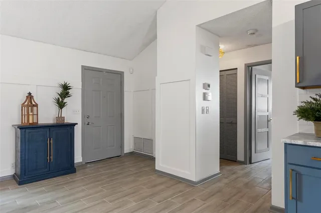 a view of utility room