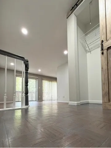 $2,300 | 630 Cross Creek Drive West, Unit BB2, Roselle, IL 60172