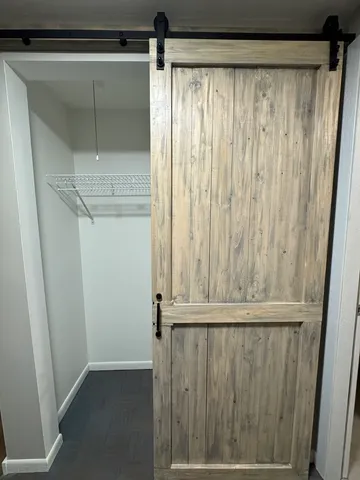 $2,300 | 630 Cross Creek Drive West, Unit BB2, Roselle, IL 60172