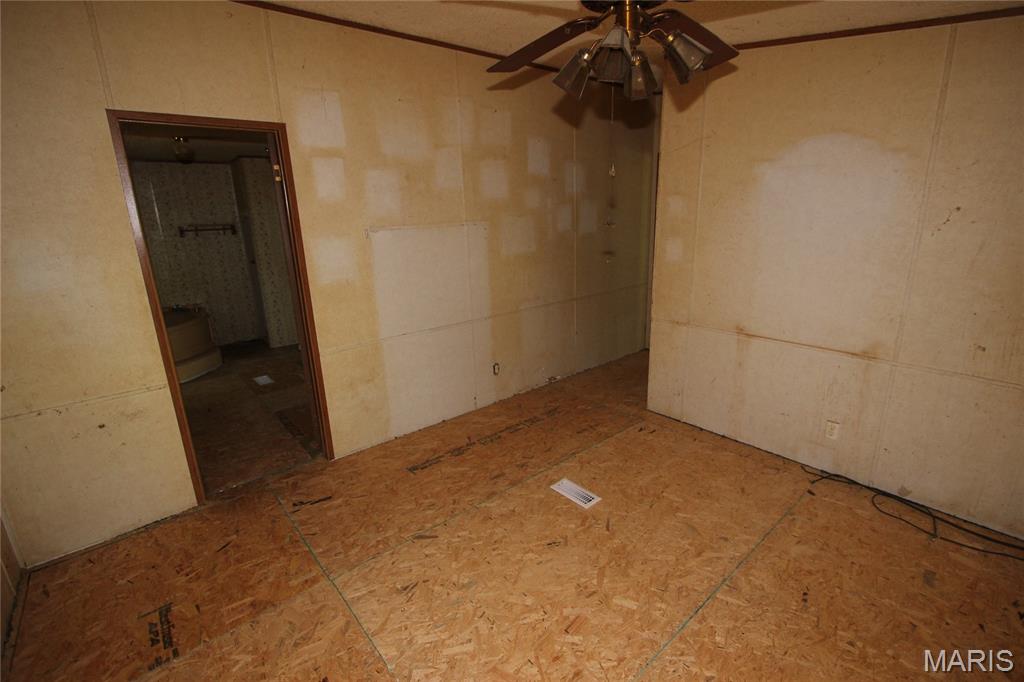 10195 Dellwood Road Mineral Point, MO 63660 - Photo 16 of 17