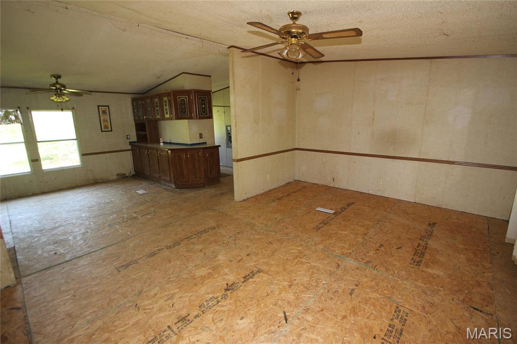 10195 Dellwood Road Mineral Point, MO 63660 - Photo 6 of 17