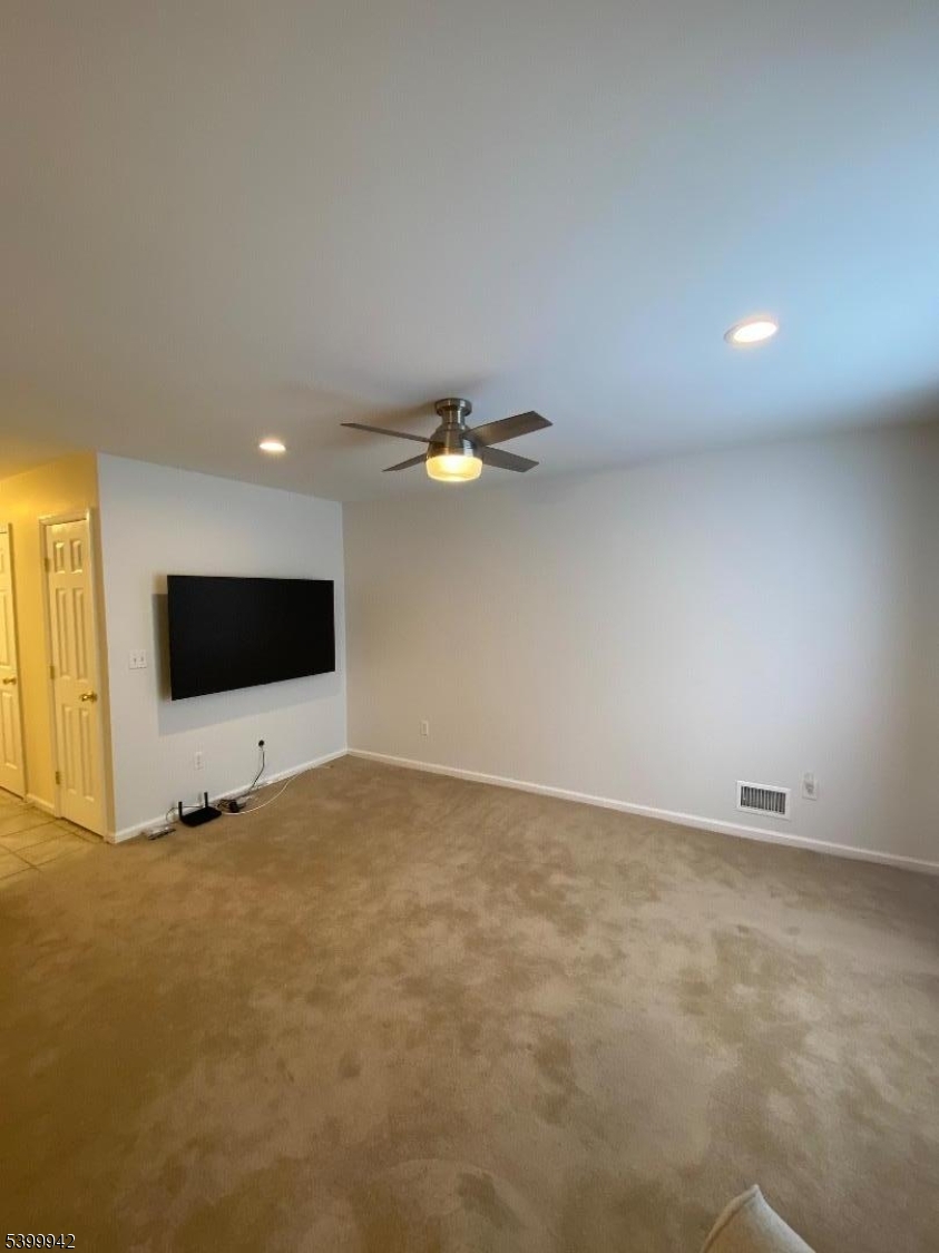 20 Cotton Court Hamburg, NJ 07419 - Photo 9 of 21 a view of an empty room with a window