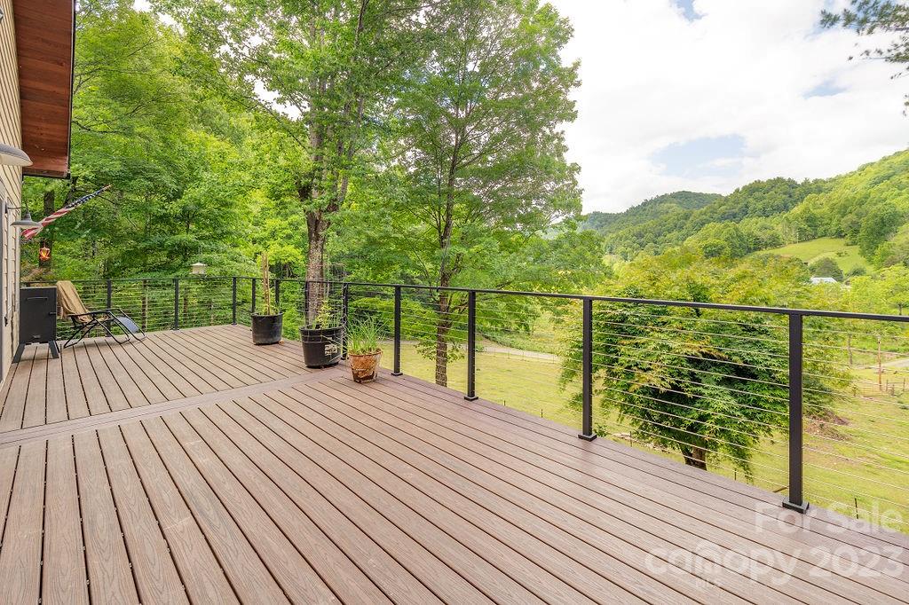 121 Grouse Point Road Hot Springs, NC 28743 - Photo 17 of 48 Gallery Image 17