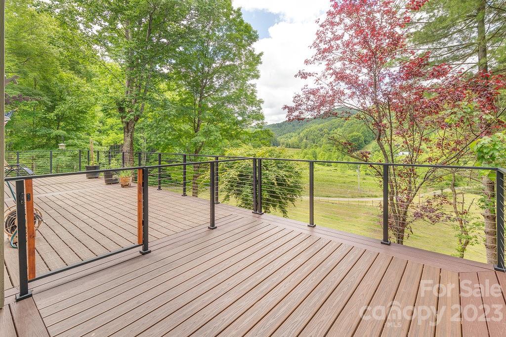 121 Grouse Point Road Hot Springs, NC 28743 - Photo 19 of 48 Gallery Image 19