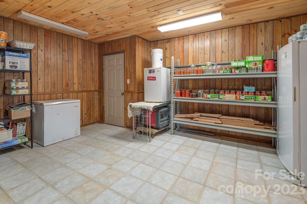 121 Grouse Point Road Hot Springs, NC 28743 - Photo 29 of 48 Gallery Image 29