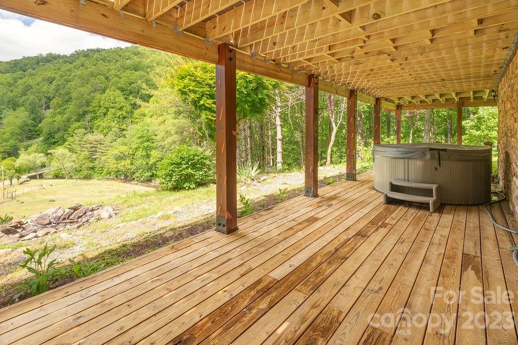 121 Grouse Point Road Hot Springs, NC 28743 - Photo 31 of 48 Gallery Image 31