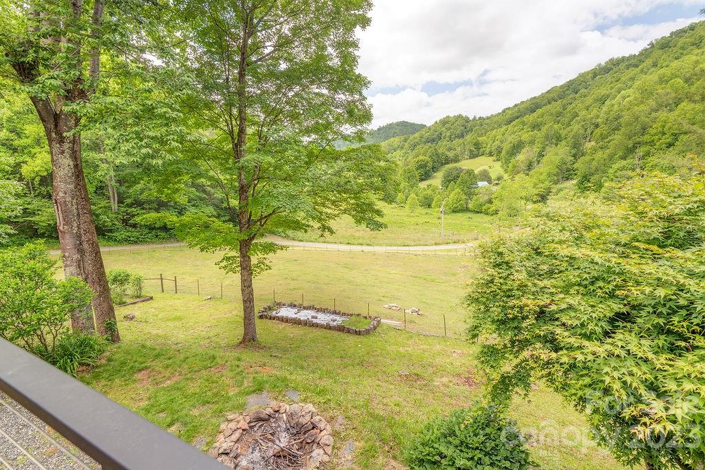 121 Grouse Point Road Hot Springs, NC 28743 - Photo 39 of 48 Gallery Image 39
