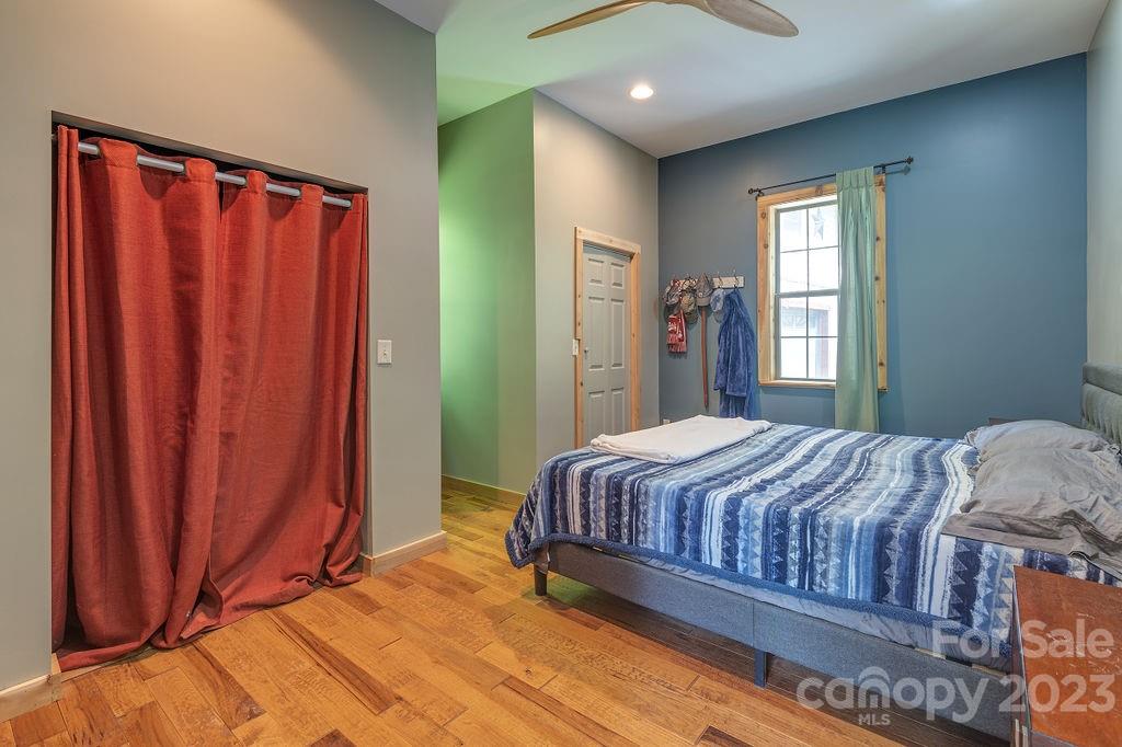 121 Grouse Point Road Hot Springs, NC 28743 - Photo 10 of 48 Gallery Image 10