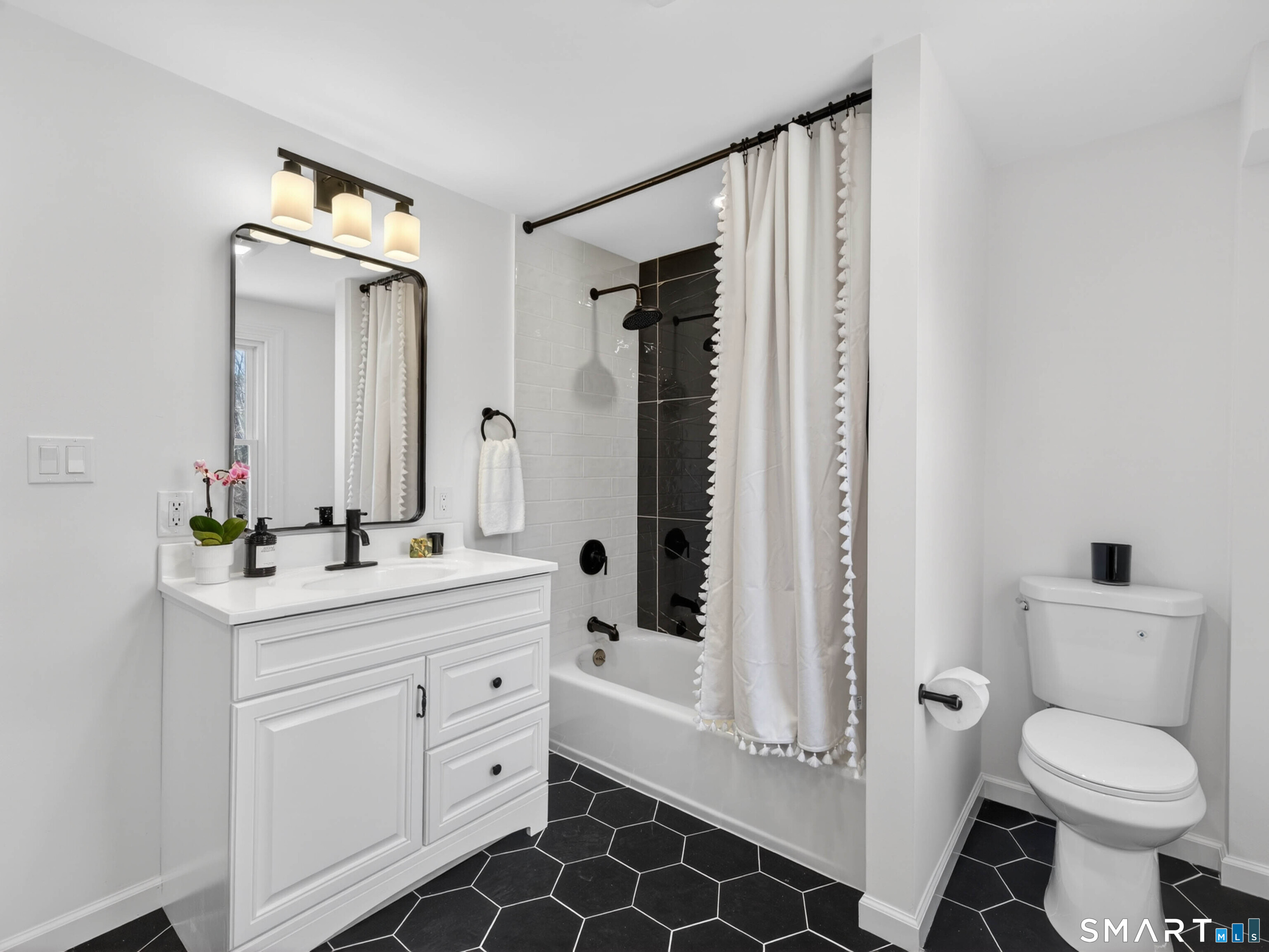 1092 Durham Road Guilford, CT 06437 - Photo 52 of 61