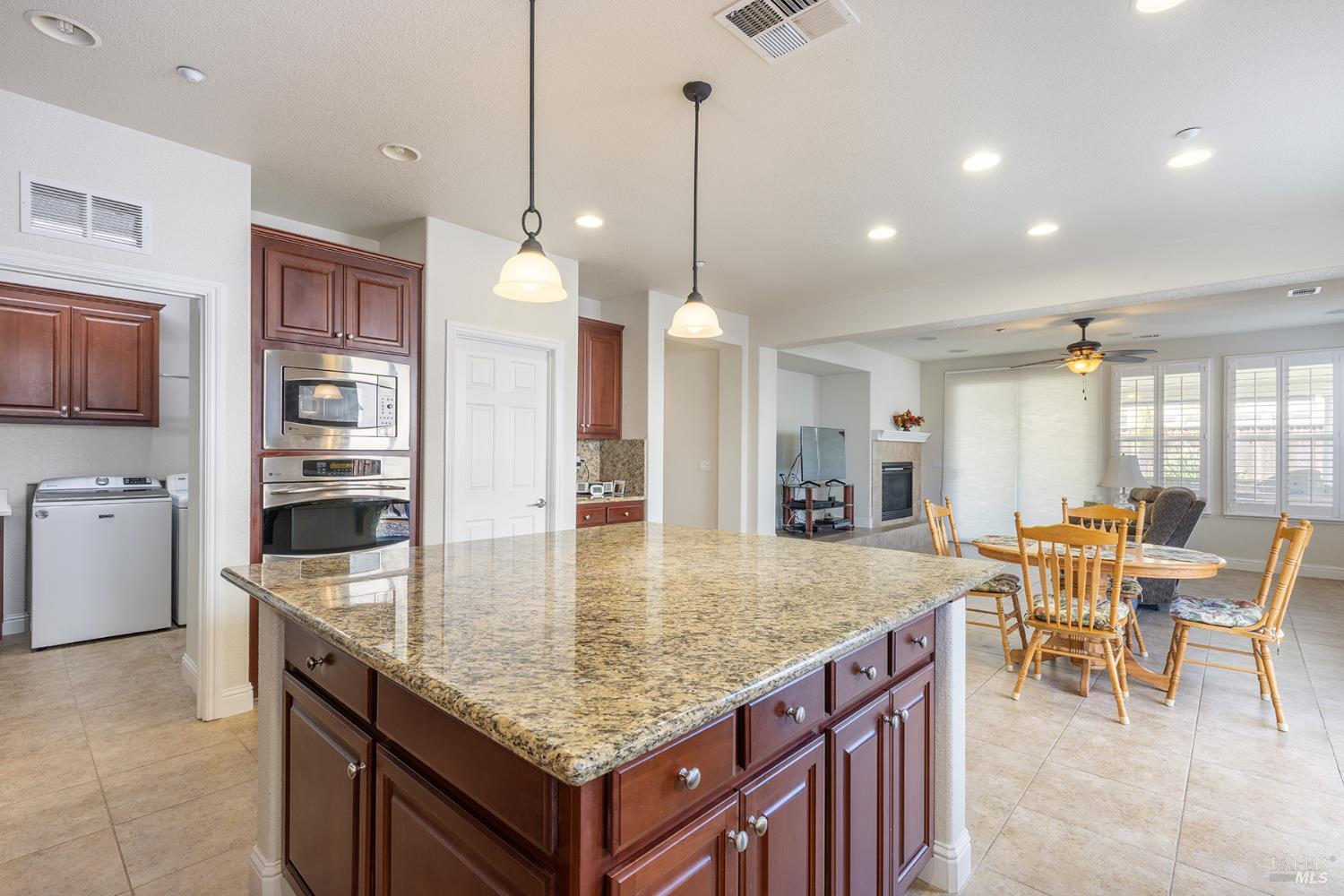 16 Privet Court Oakley, CA 94561 - Photo 11 of 45