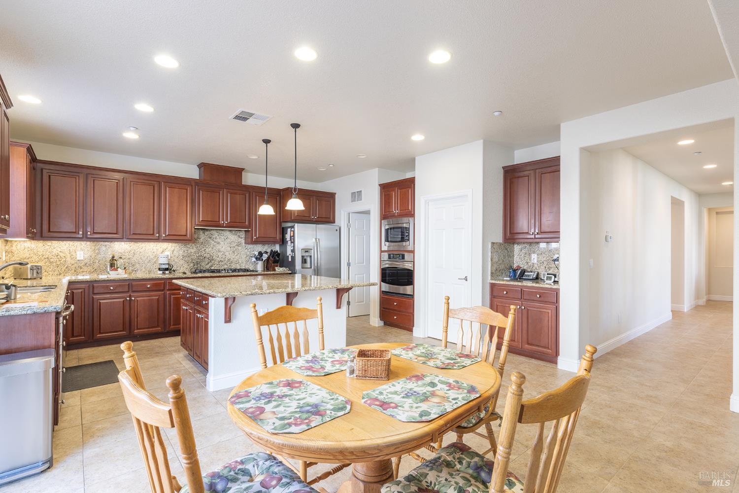 16 Privet Court Oakley, CA 94561 - Photo 14 of 45