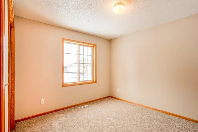 $274,900 | 8537 Telford Lane, Brooklyn Park, MN 55443