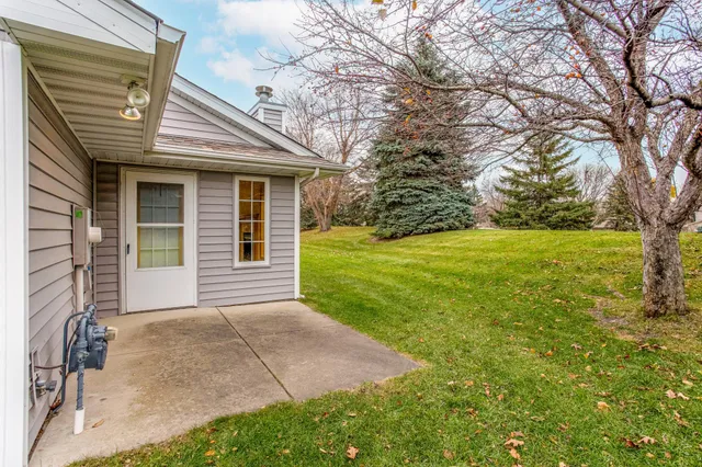 $274,900 | 8537 Telford Lane, Brooklyn Park, MN 55443