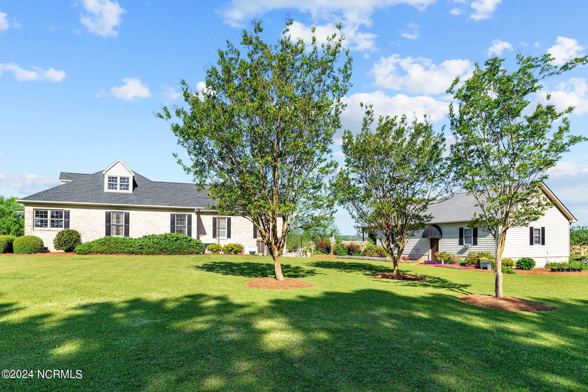 4824 Middle Road Trenton, NC 28585 - Photo 11 of 67 96-web-or-mls-DSC_4295