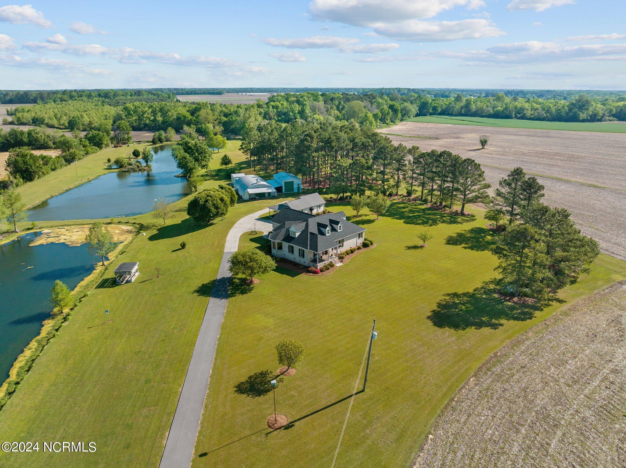 4824 Middle Road Trenton, NC 28585 - Photo 19 of 67 80-web-or-mls-DJI_0507
