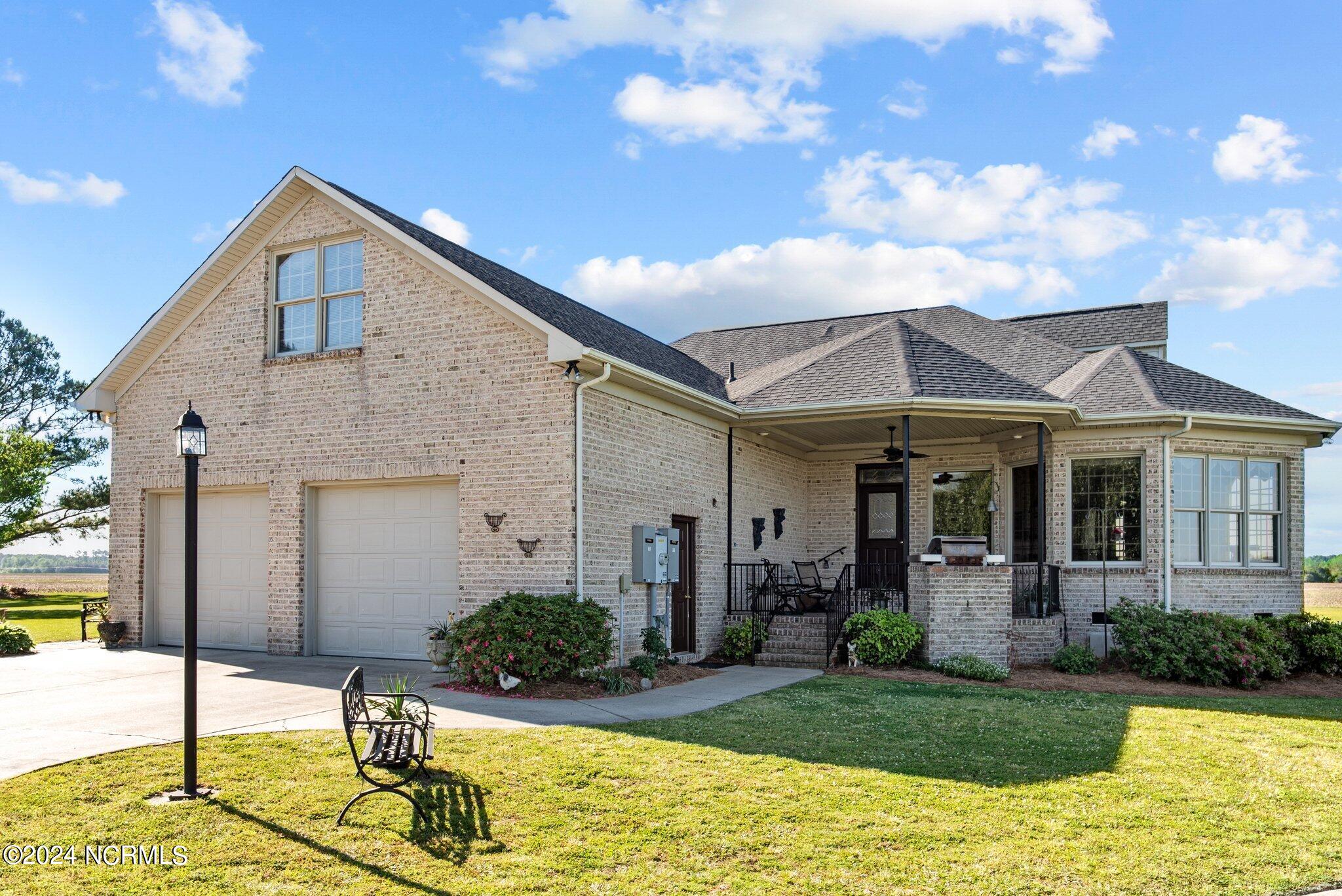 4824 Middle Road Trenton, NC 28585 - Photo 9 of 67 97-web-or-mls-DSC_4296