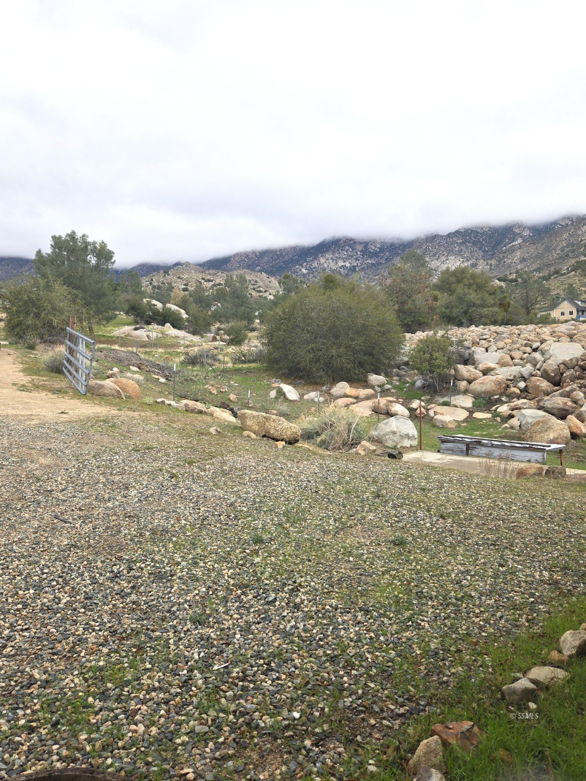 9656 Glacier Gulch Road Weldon, CA 93283 - Photo 32 of 42
