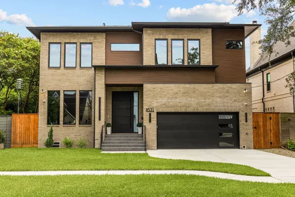 $2,550,000 | 4531 Elm Street, Bellaire, TX 77401