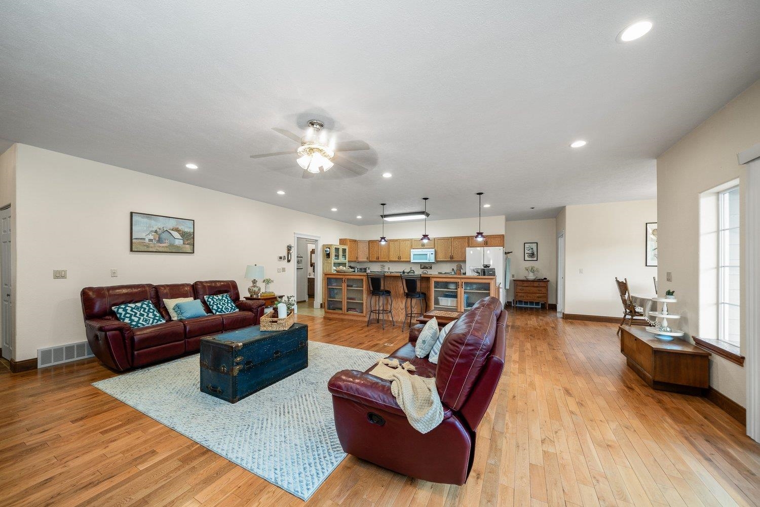11225 South Meadow Road Medical Lake, WA 99022 - Photo 9 of 31 Gallery Image 9