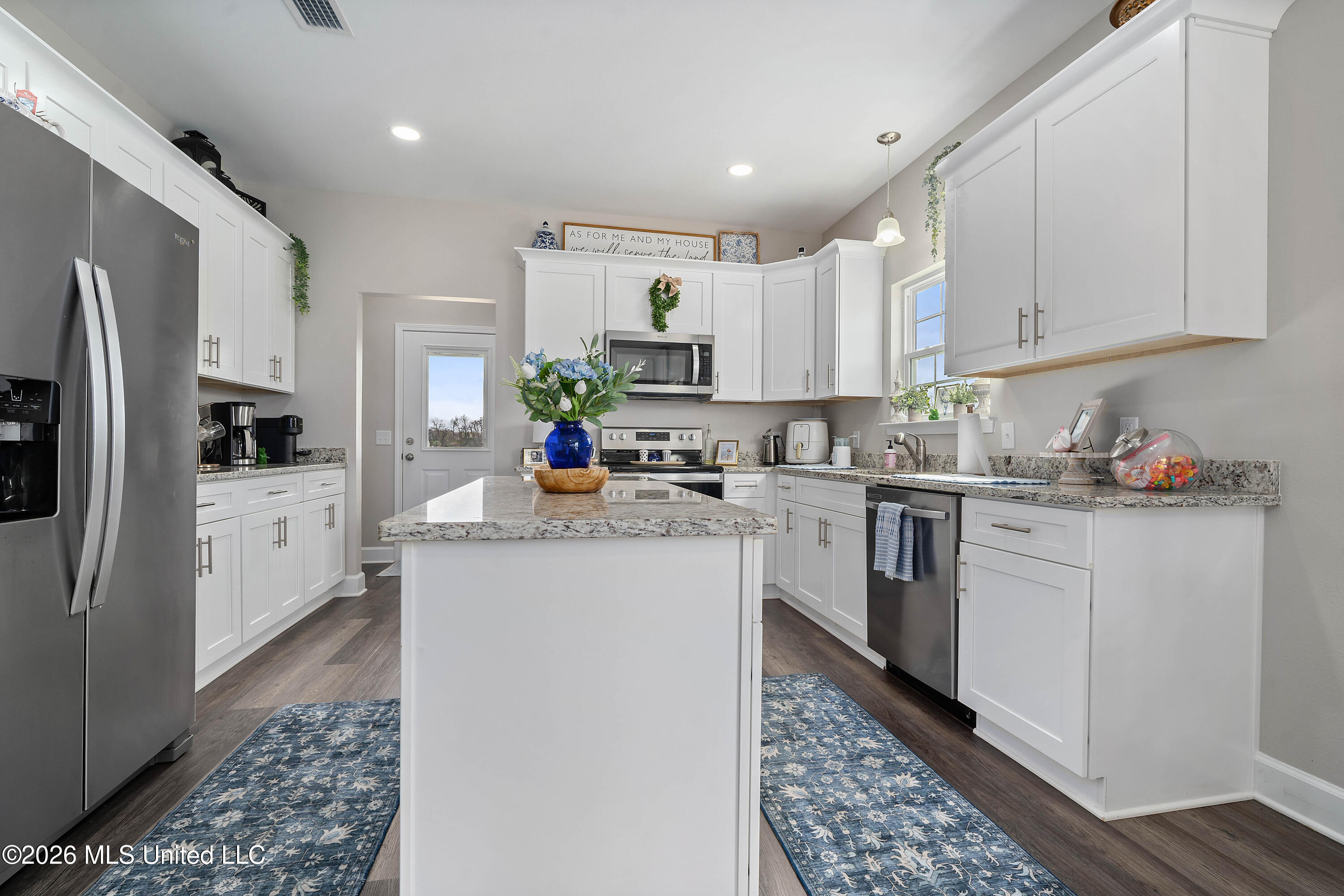 133 Willie Finch Road Lucedale, MS 39452 - Photo 5 of 23 IMG_0215