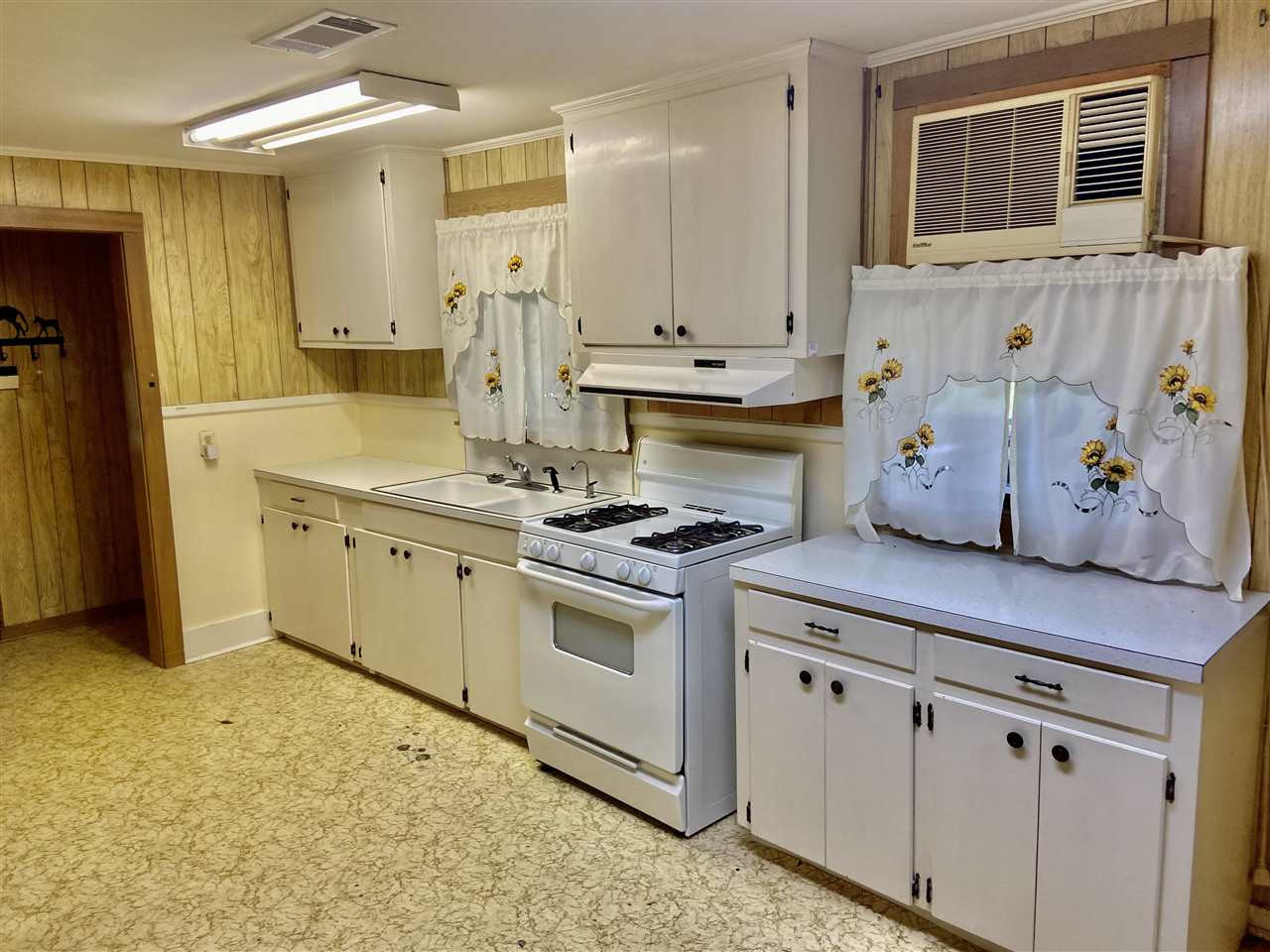 1051 Utica Road Crystal Springs, MS 39059 - Photo 12 of 27 Photo 12