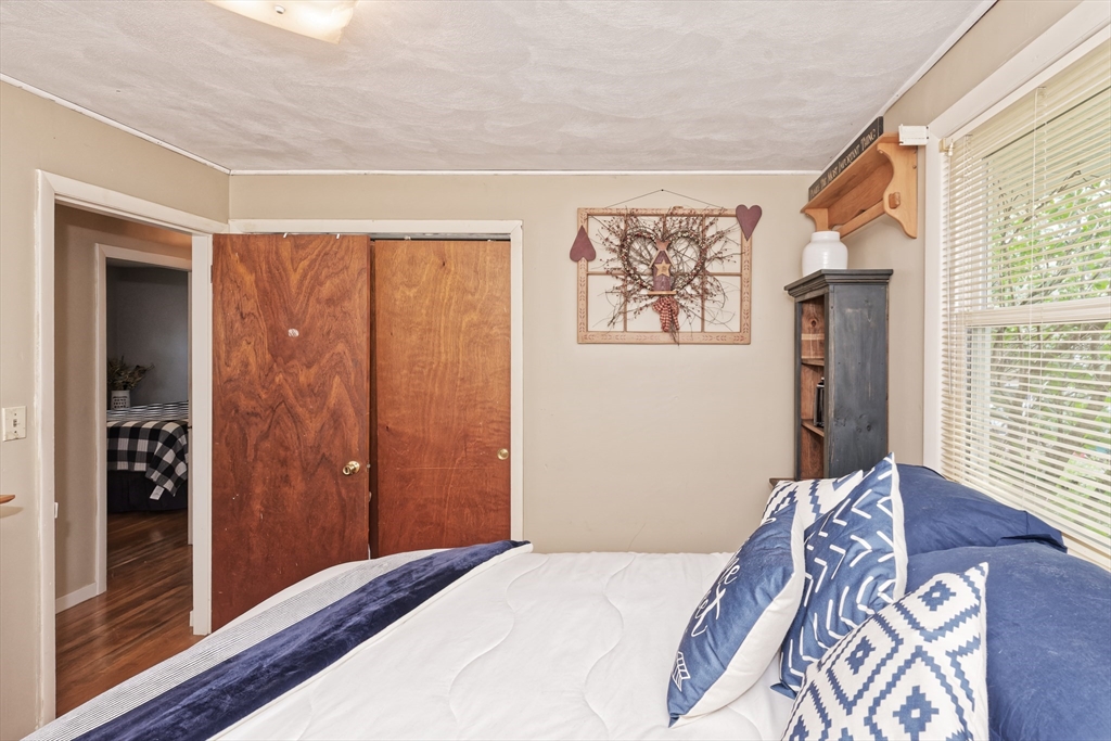 7 Rollinson Road Worcester, MA 01606 - Photo 17 of 33 Gallery Image 17