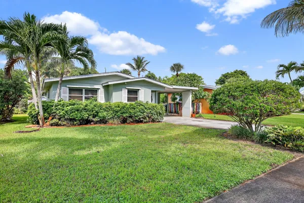 $435,900 | 262 Southeast Monterey Avenue, Stuart, FL 34996