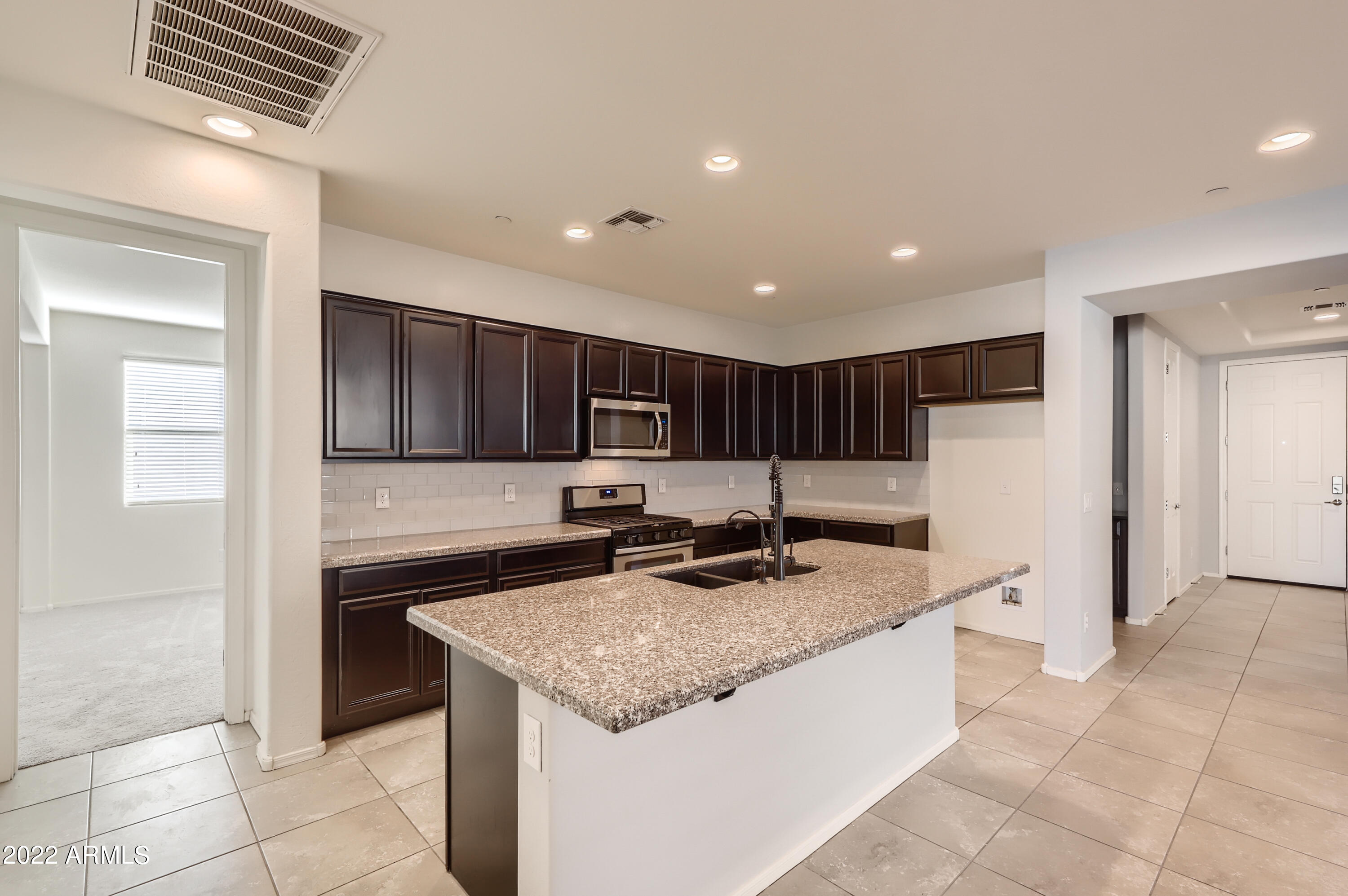 21426 West Berkeley Road Buckeye, AZ 85396 - Photo 10 of 32