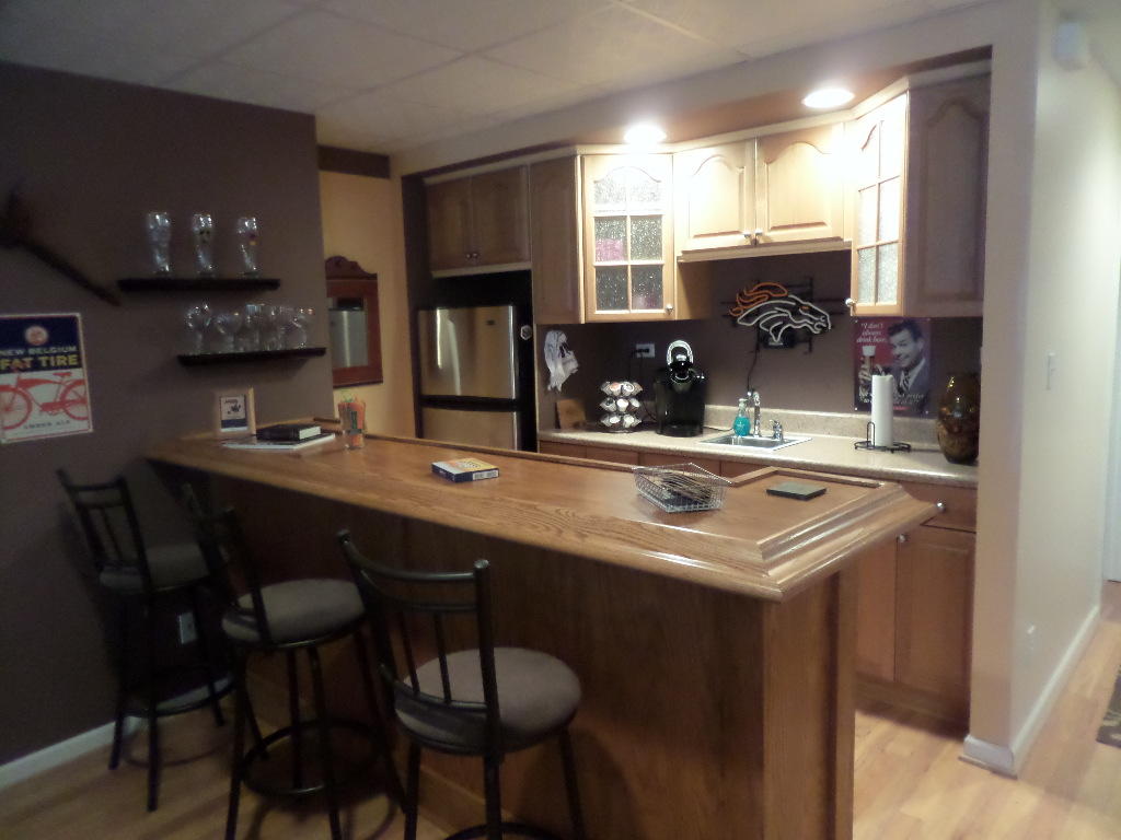102 East Melbourne Road Oak Ridge, TN 37830 - Photo 26 of 34 Wet Bar