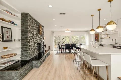 $1,075,000 | 5602 Blueridge Court, Austin, TX 78731