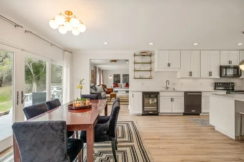 $1,075,000 | 5602 Blueridge Court, Austin, TX 78731