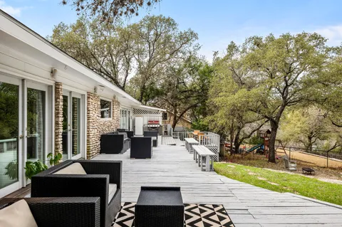 a view of outdoor space yard deck and patio
