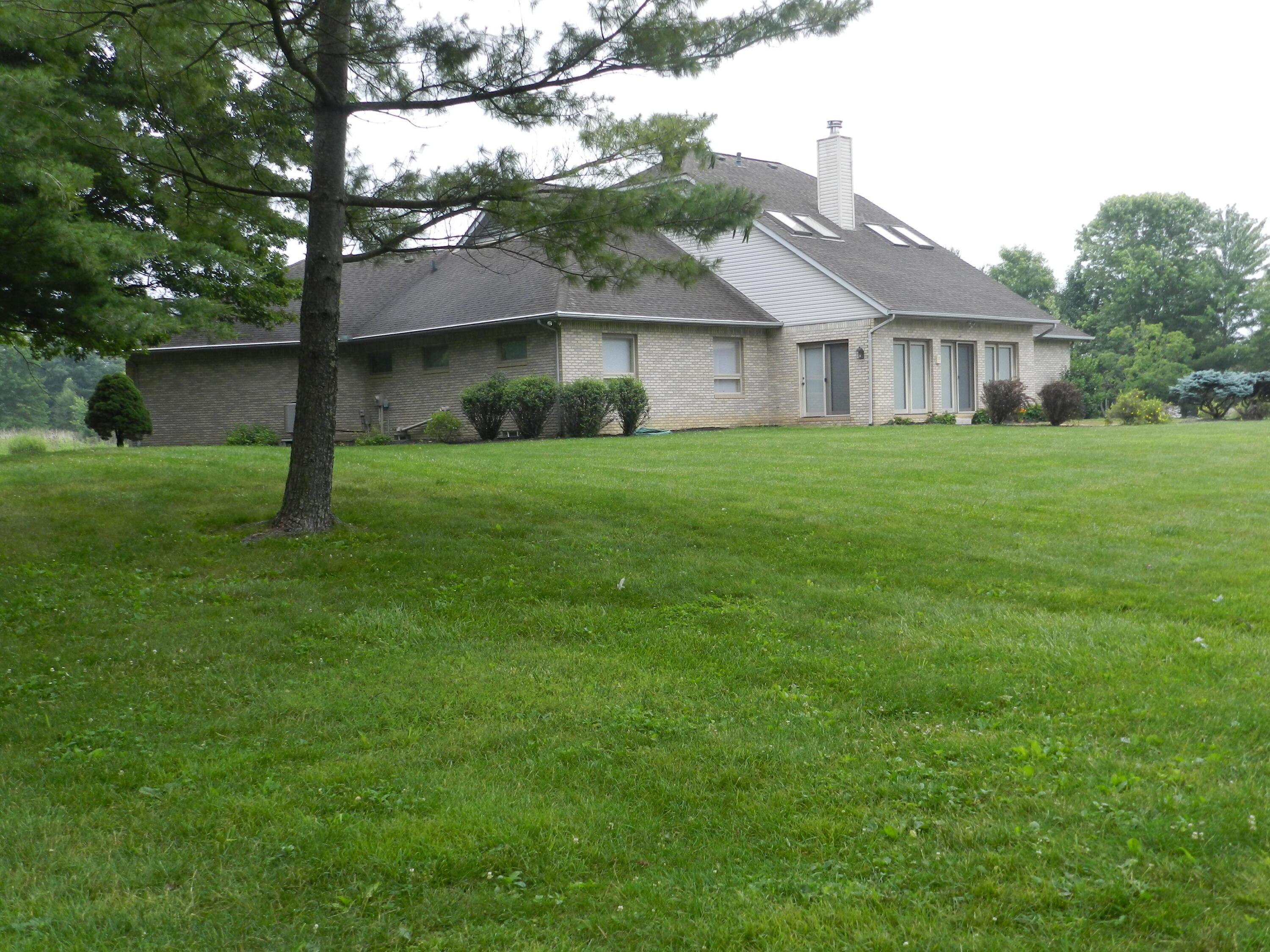 6621 Tussic St Road Westerville, OH 43082 - Photo 6 of 35 Exterior side