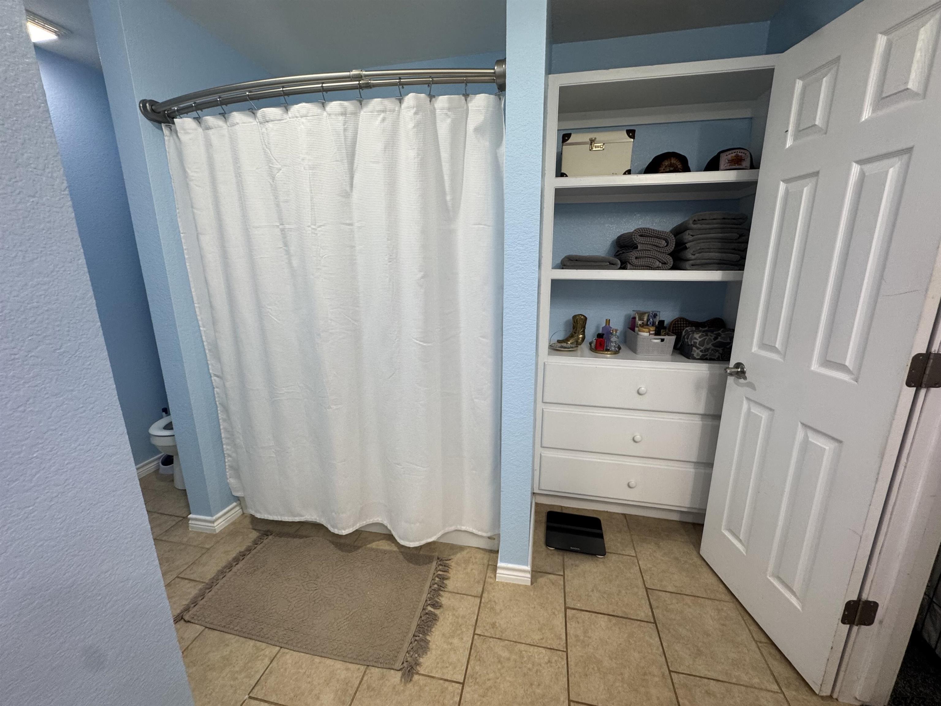 508 County Road 2147 Troup, TX 75789 - Photo 13 of 24 a view of a closet in the bedroom