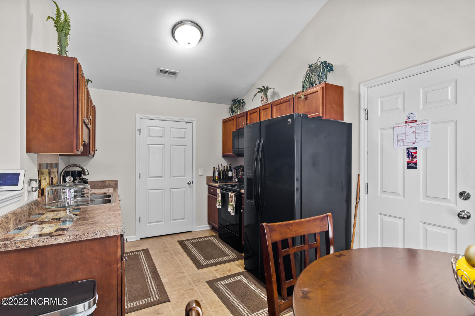 457 Spring Hill Road Maysville, NC 28555 - Photo 5 of 25 11