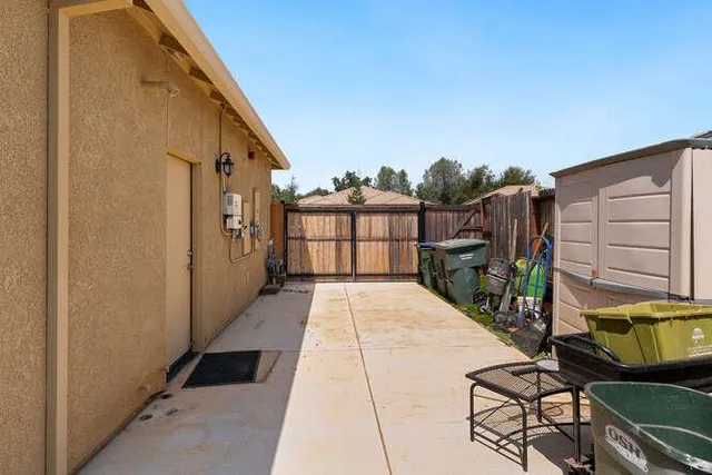 $575,500 | 906 Avalon Drive, Ione, CA 95640