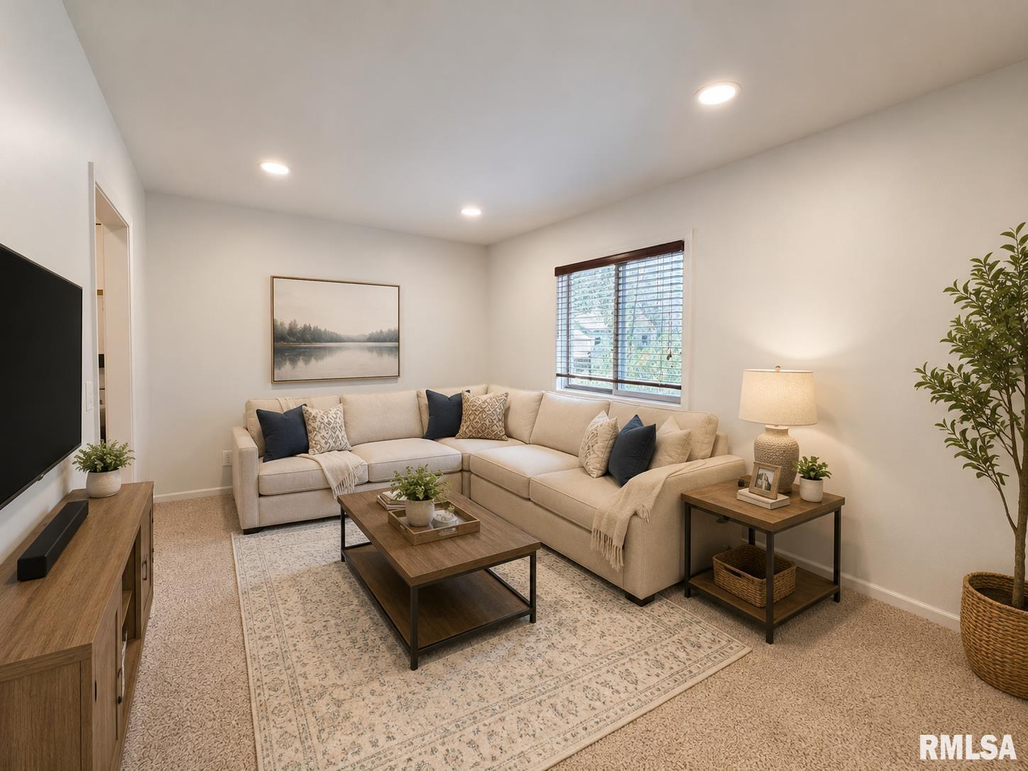 623 West Shoshone Road Peoria, IL 61614 - Photo 8 of 26