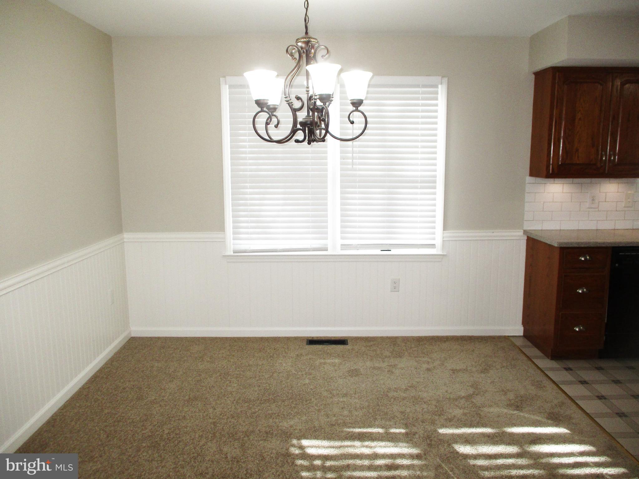 221 Sunrise Road Reading, PA 19606 - Photo 3 of 15 Gallery Image 3