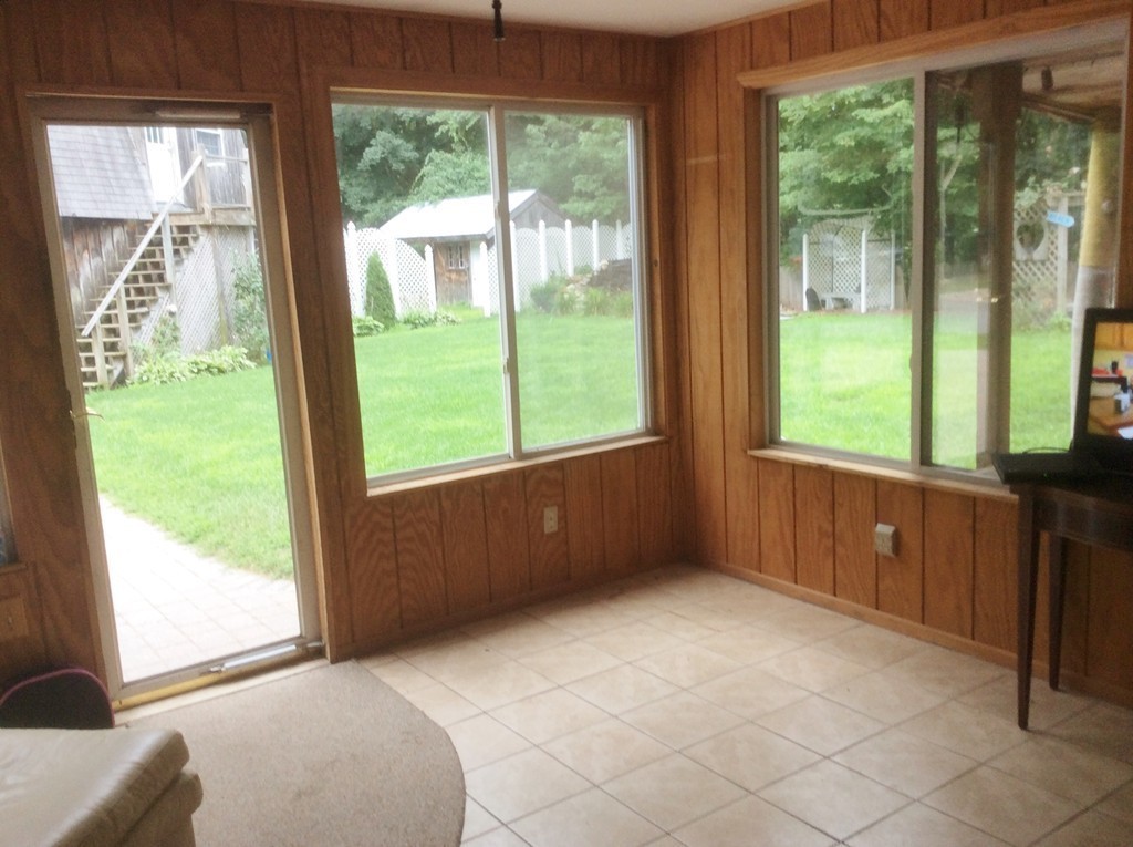 10 Porter Road Chelmsford, MA 01824 - Photo 8 of 29
