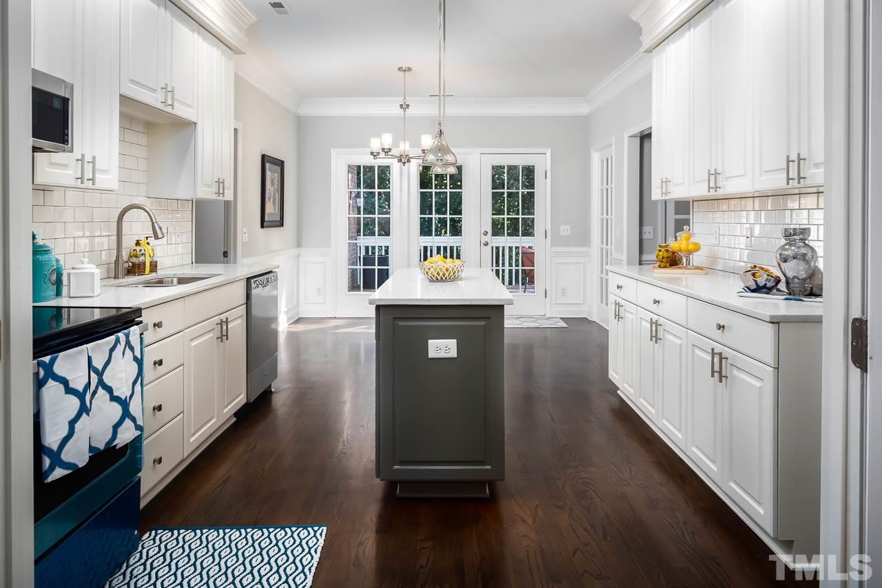 5501 Spring Bluffs Lane Raleigh, NC 27606 - Photo 9 of 25 Gallery Image 9