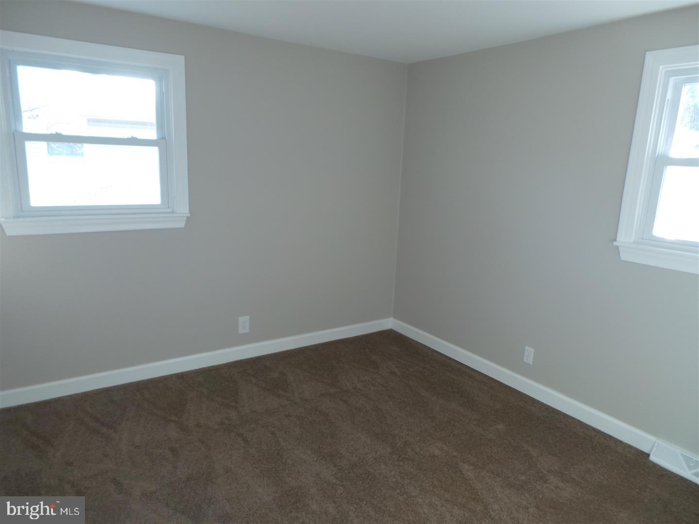 12 Pelham Road South Voorhees, NJ 08043 - Photo 17 of 20