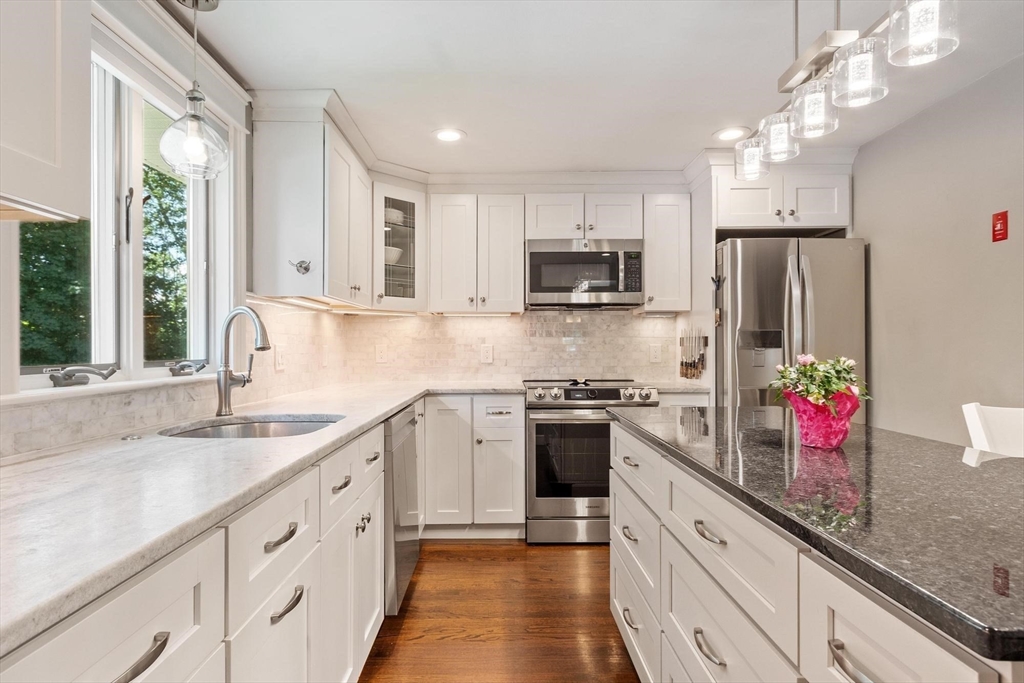 1 Riverview Avenue Maynard, MA 01754 - Photo 3 of 42