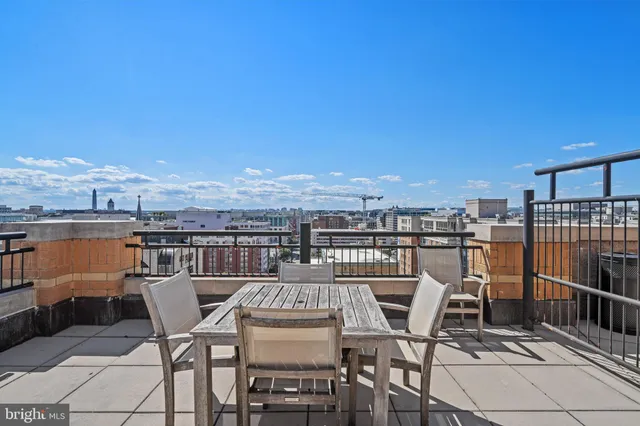 $479,900 | 400 Massachusetts Avenue Northwest, Unit 421, Washington, DC 20001